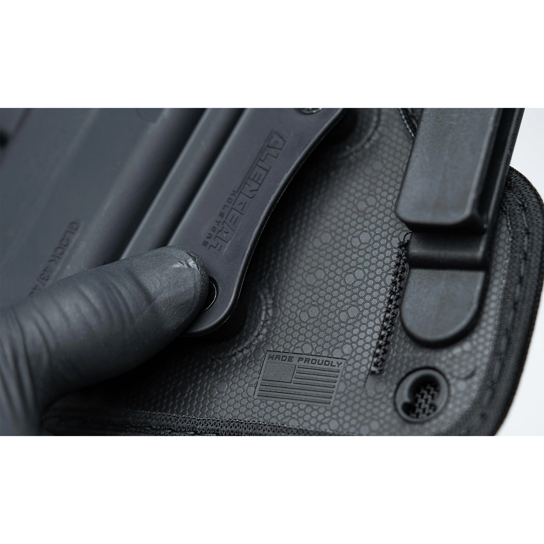 SIG SAUER P365 Inside-Holster, Cloak Tuck 3.5 IWB, TLR-7 Sub & MRDS